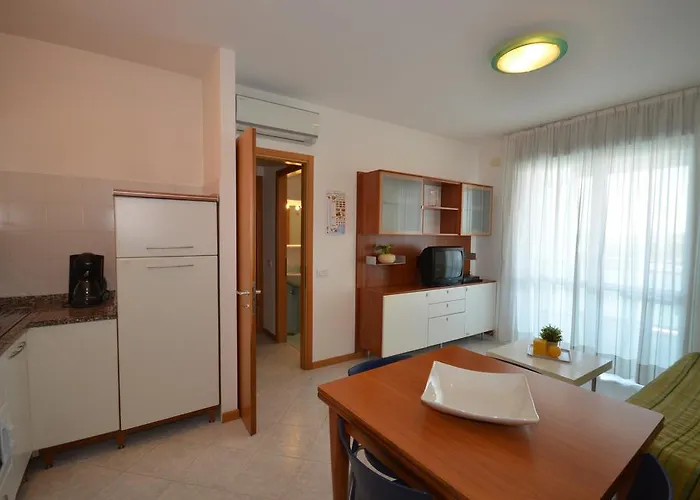 Torre Del Sole * Μπιμπιόνε