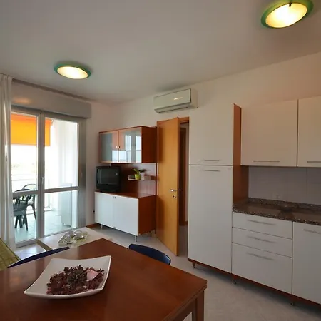 Torre Del Sole ביביונה